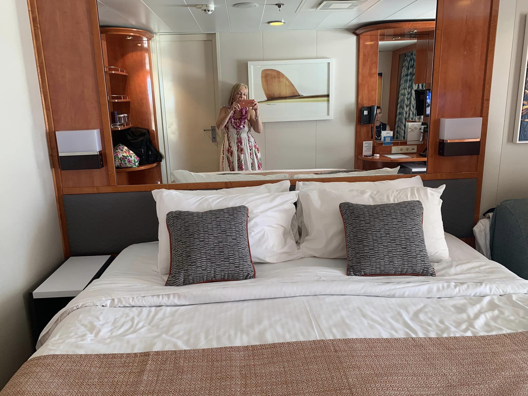10072 Cabin Photo – Pride of America Cruise Ship – Cabin or Suite- Updated: 2024