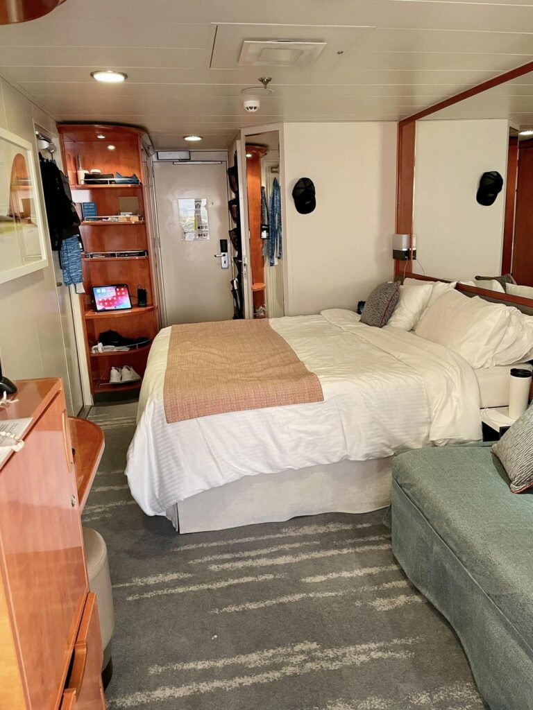 Cabin 11524 - Pride of America Cruise Ship