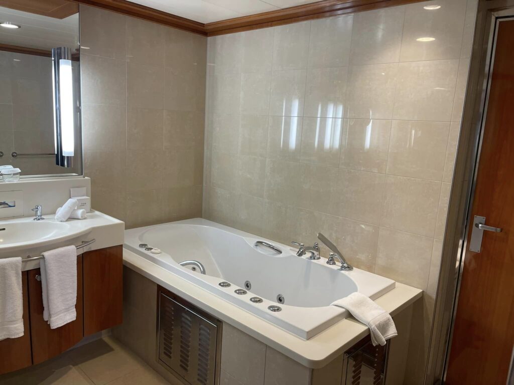 Cabin 12000 - Pride of America Cruise Ship