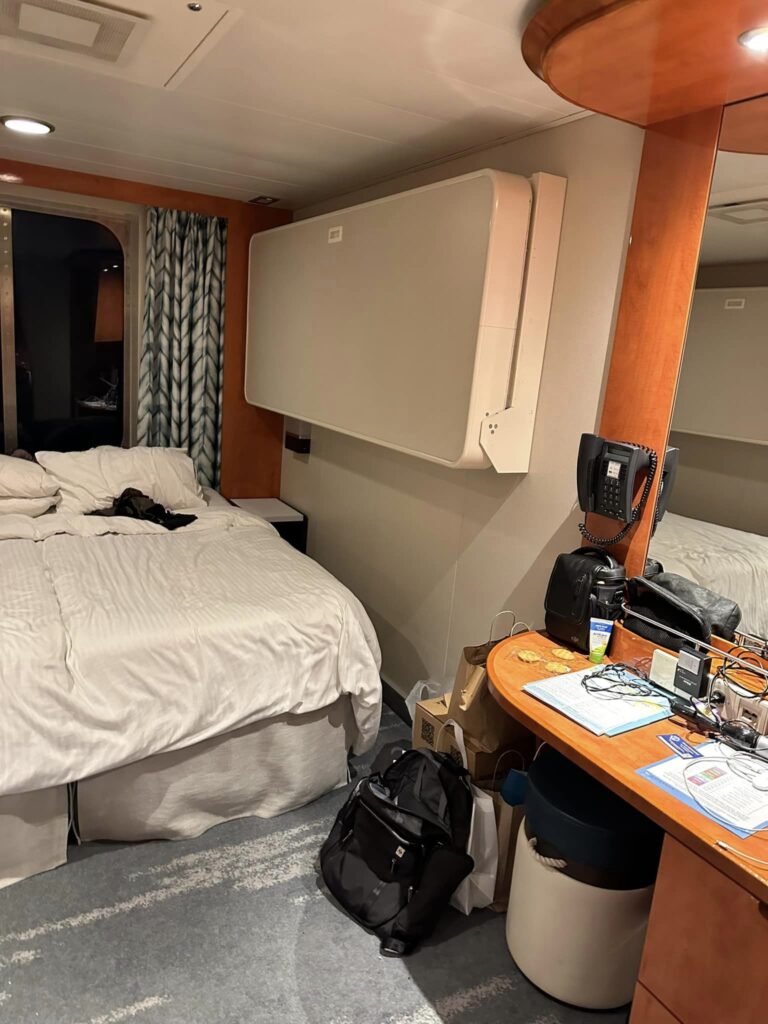 4038 Cabin Photo - Pride of America Cruise Ship