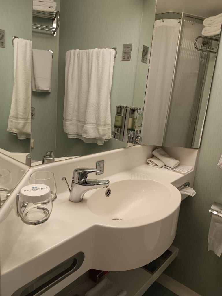 Cabin 8148 - Pride of America Cruise Ship