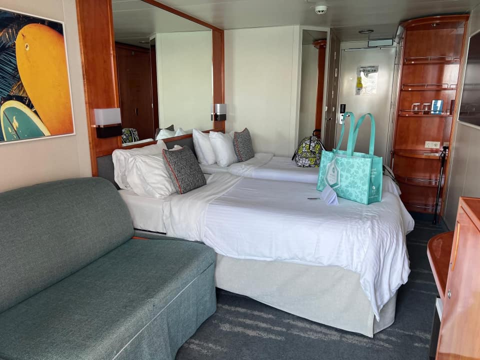 8574 Cabin Photo – Pride of America Cruise Ship – Cabin or Suite- Updated: 2024