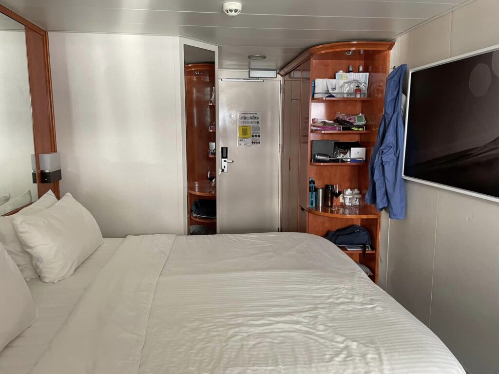 Cabin 9202 - Pride of America Cruise Ship