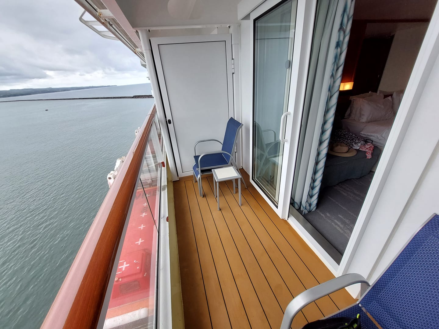 9584 Cabin Photo – Pride of America Cruise Ship – Cabin or Suite- Updated: 2024