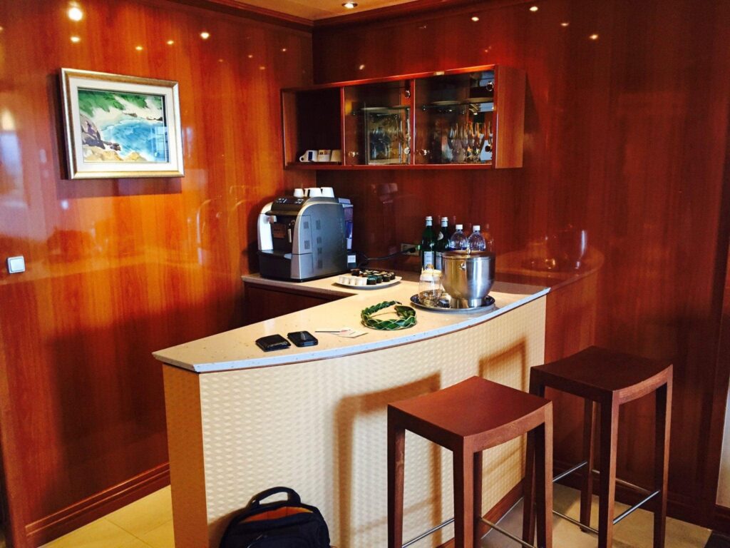 Owner's Suite - Pride of America Cruise Ship