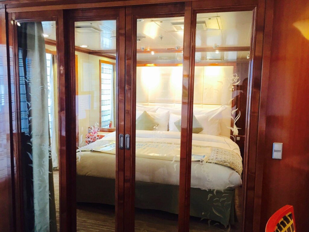 Owner's Suite - Pride of America Cruise Ship
