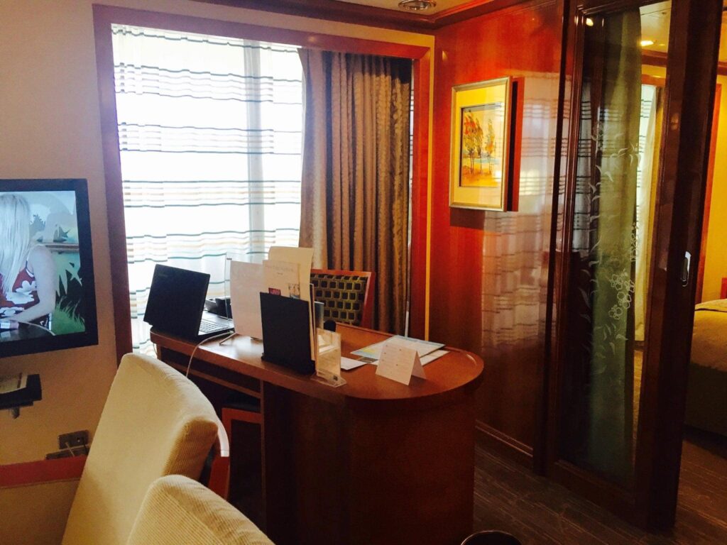 Owner's Suite - Pride of America Cruise Ship